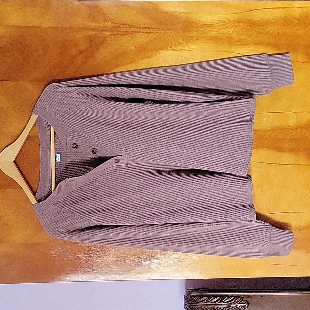 Old navy sweater